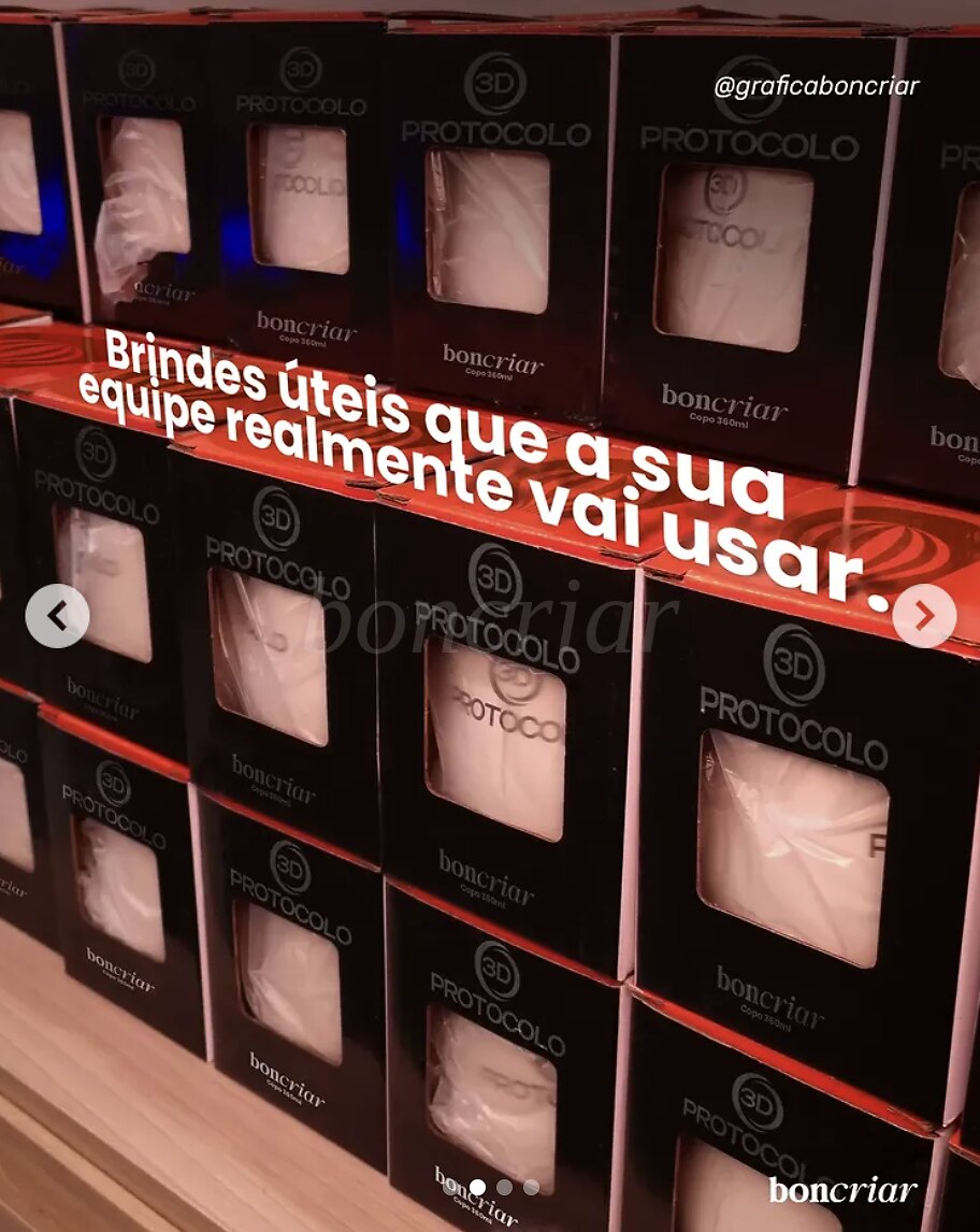 Copos 360ml em embalagem kraft personalizada para entrega corporativa