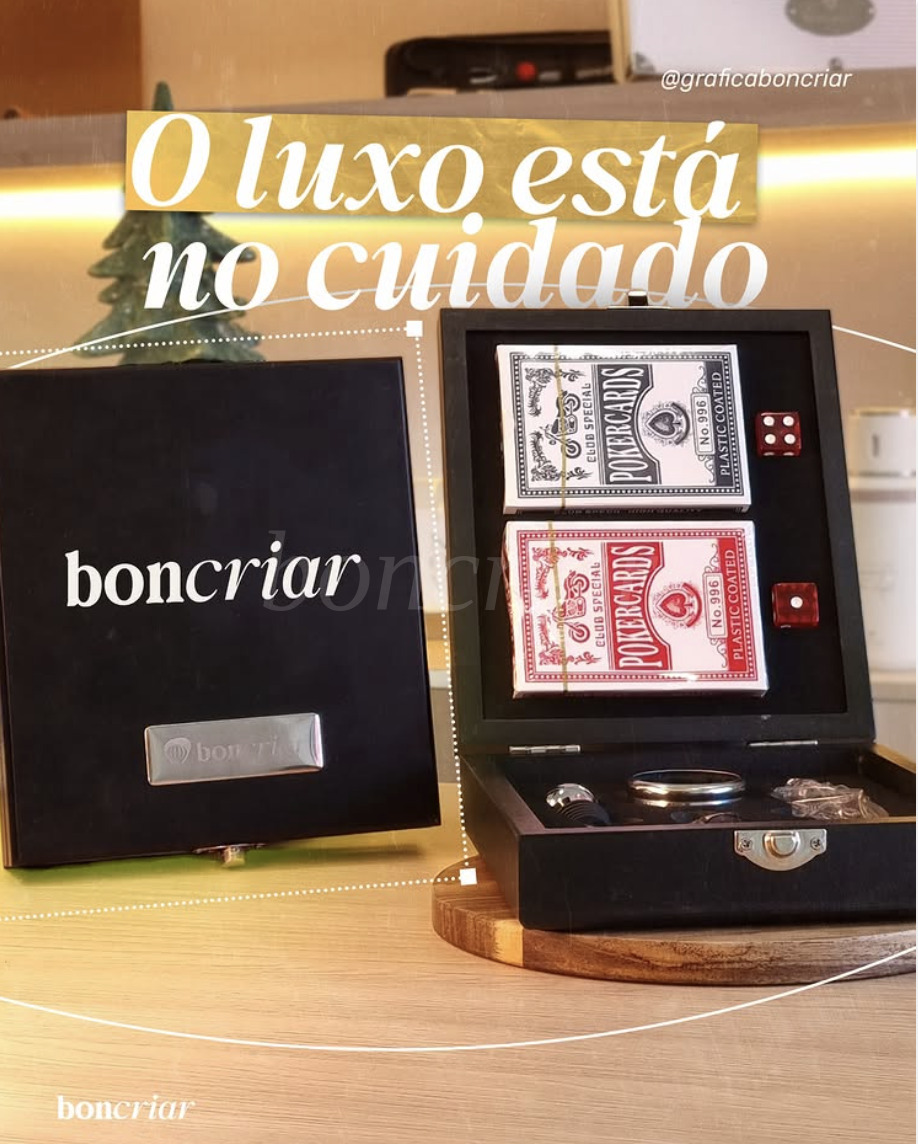 Kit presente premium Boncriar com baralho, dados e estojo preto